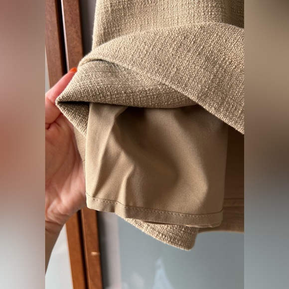 Club Monaco Khaki Mini Skirt Size 10 - Picture 3 of 7